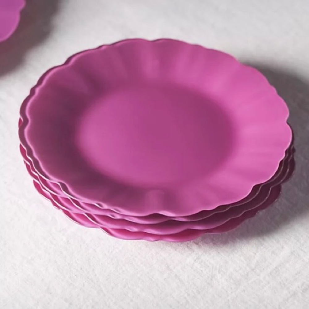 Anthropologie Glass Plates Set of Four NIB NWT Pink - Picture 2 of 7